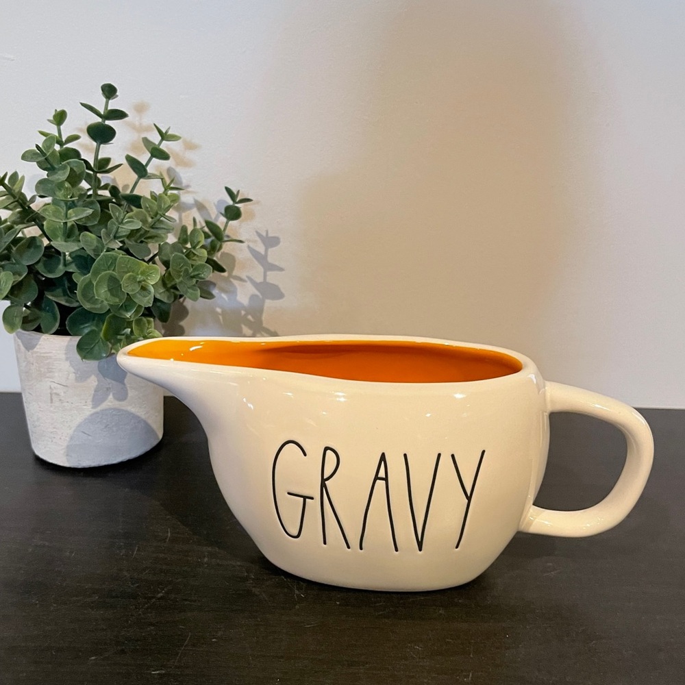 RAE DUNN GRAVY